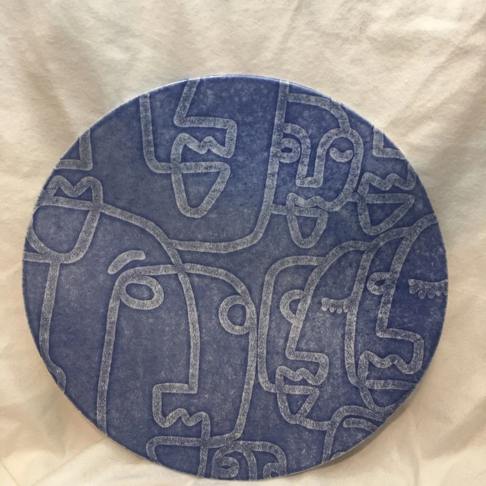 Viva by‎ Vietri Moda Blue Faces Round Platter 12